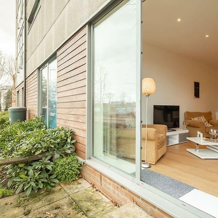 Central Bedford: Two Bedrooms, Breakfast Basket Dış mekan fotoğraf