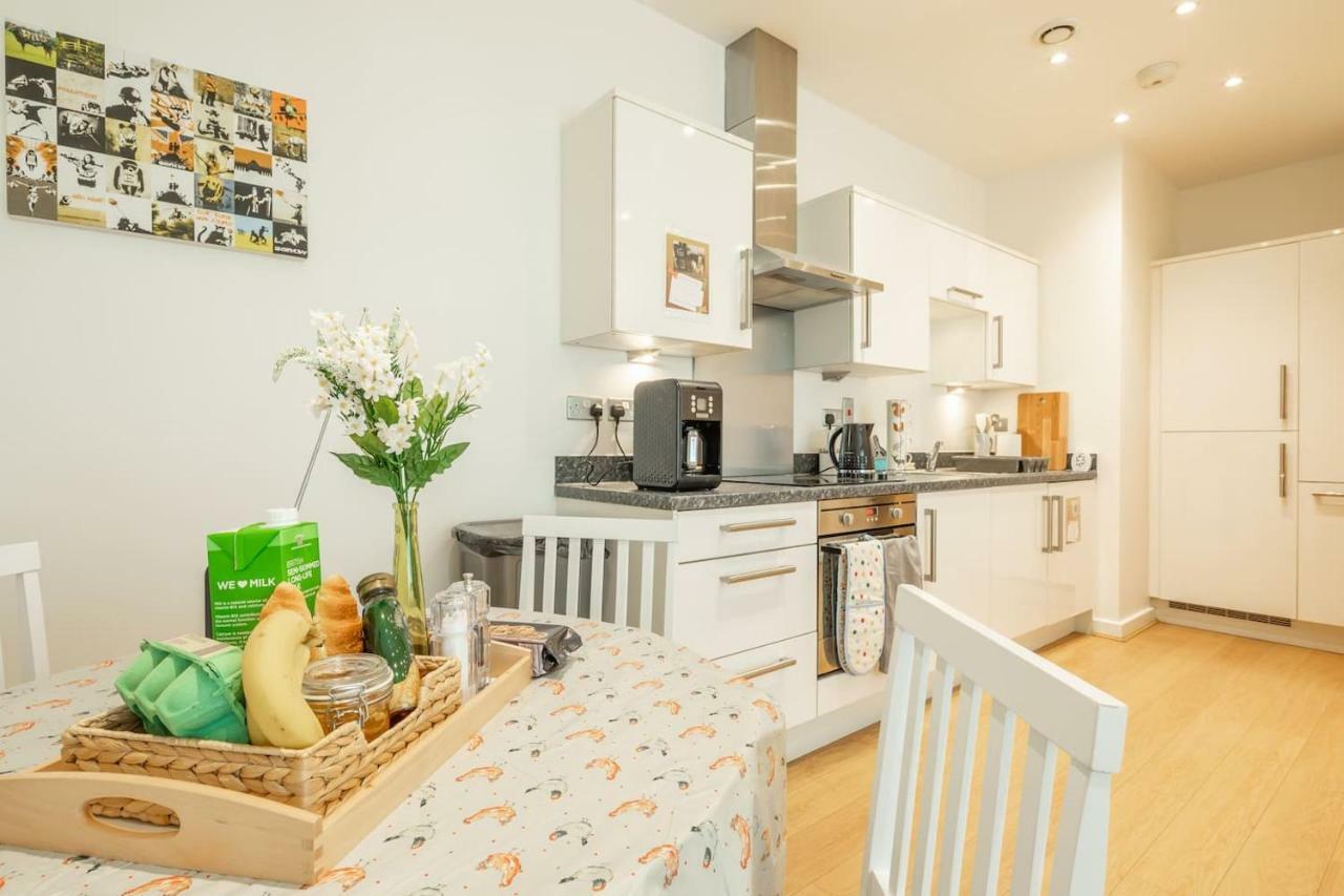 Central Bedford: Two Bedrooms, Breakfast Basket Dış mekan fotoğraf