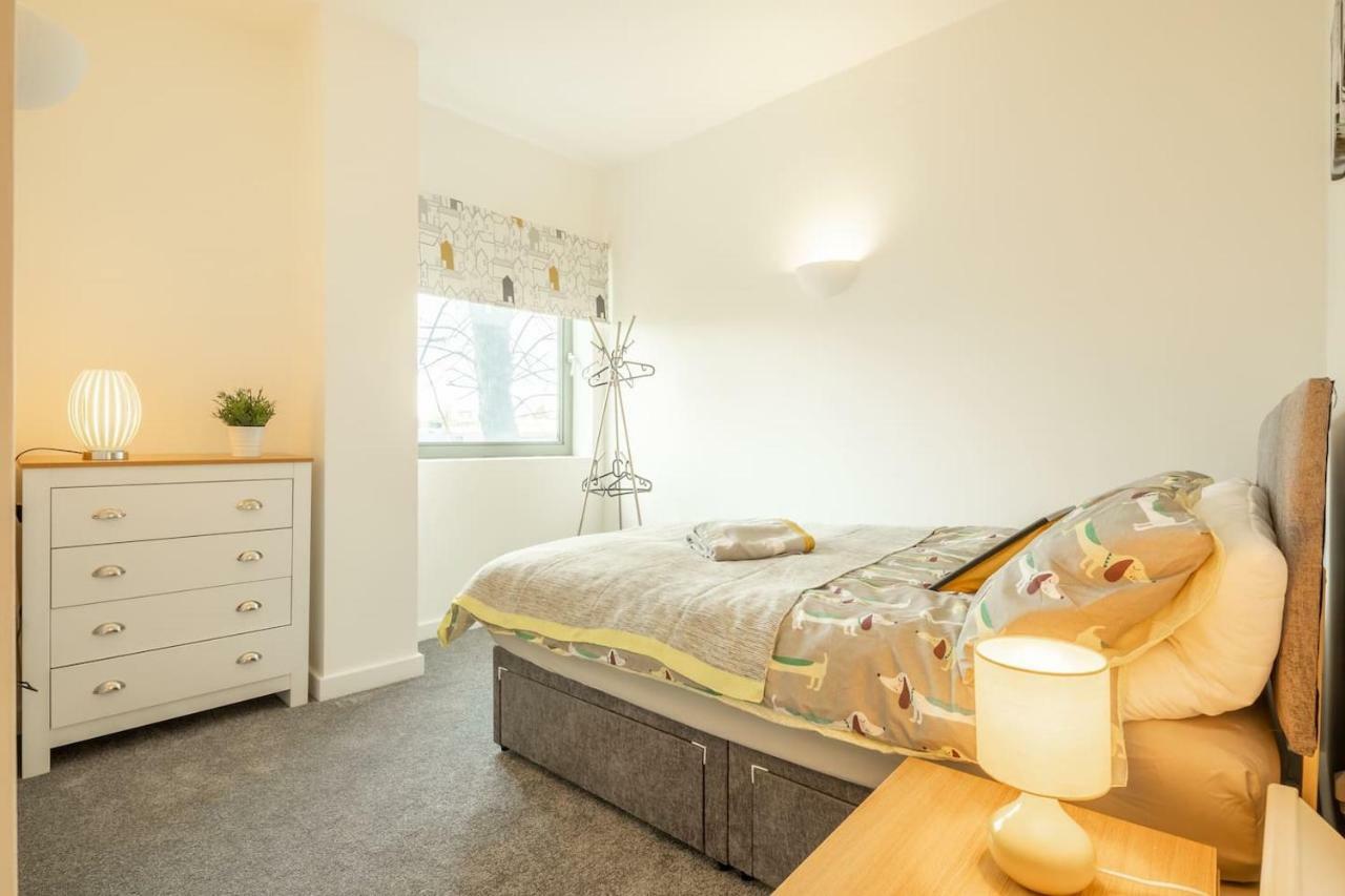 Central Bedford: Two Bedrooms, Breakfast Basket Dış mekan fotoğraf