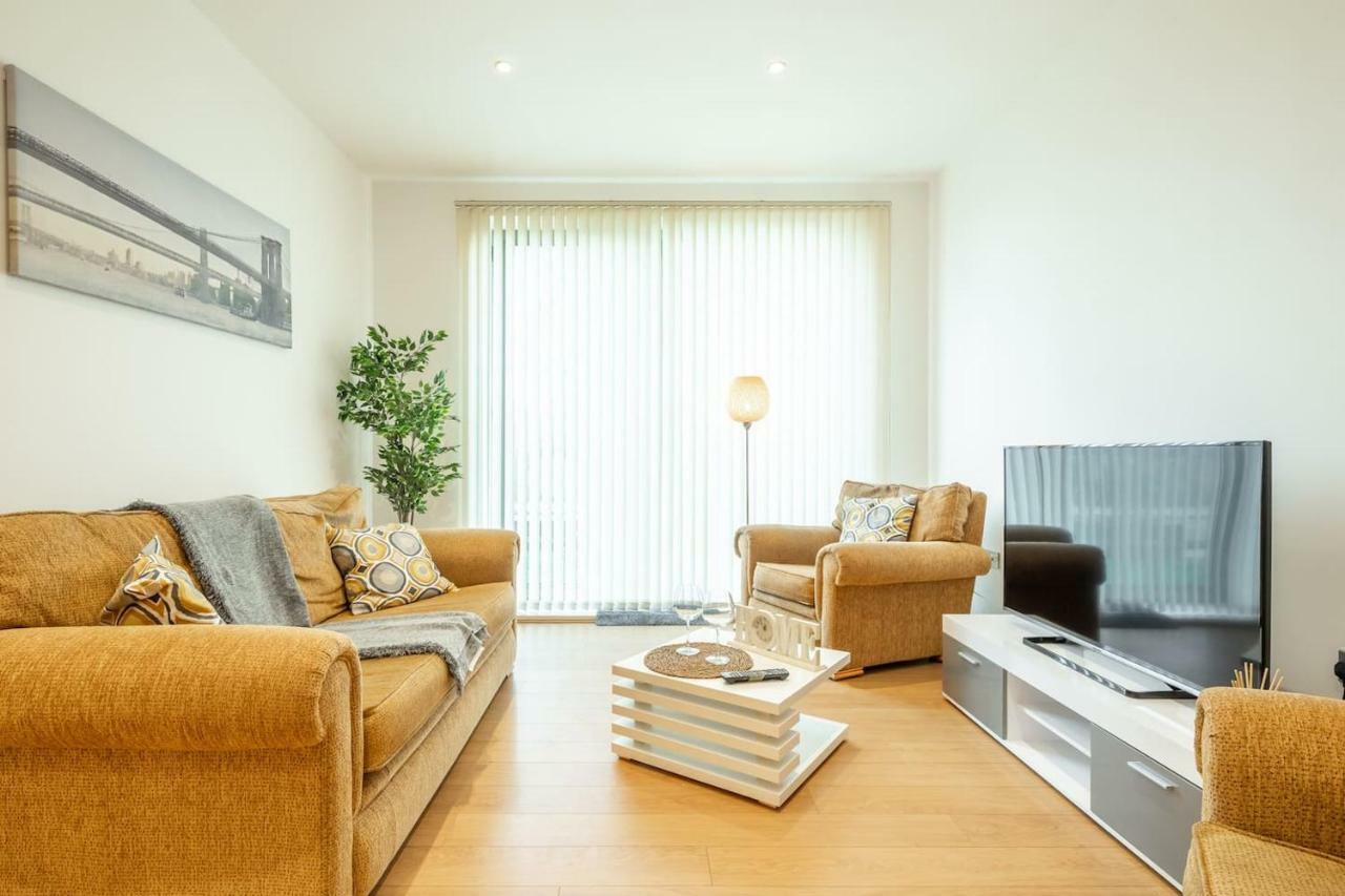 Central Bedford: Two Bedrooms, Breakfast Basket Dış mekan fotoğraf